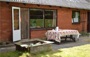 2 Bedroom Nice Home In Stouby, Stouby